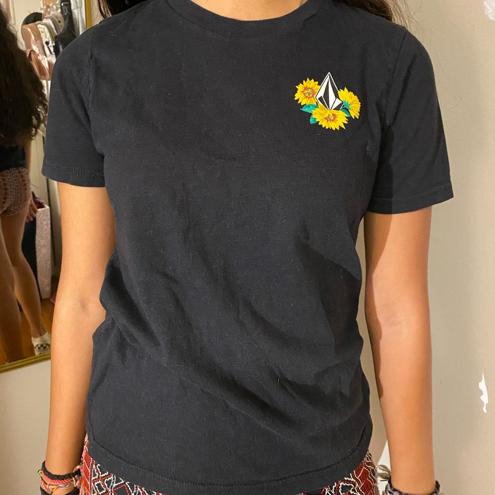 Volcom T shirt
